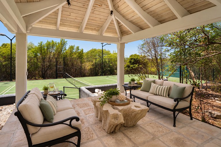 Tci025 - Elegant villa with ocean views in Blue Mountain
