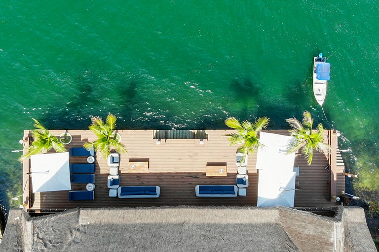 Ang011 - Exceptional Seafront Estate on Gipoia Island