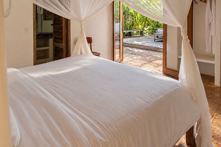 Bah078 - 4-Bedroom Villa with Private Pool in Trancoso’s Qua