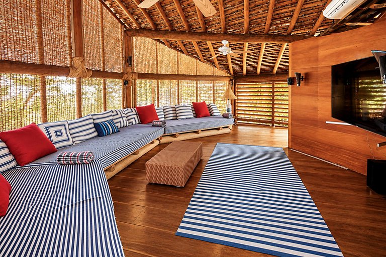 Bah002 - Luxury 6-Bedroom Beachfront Villa in Trancoso