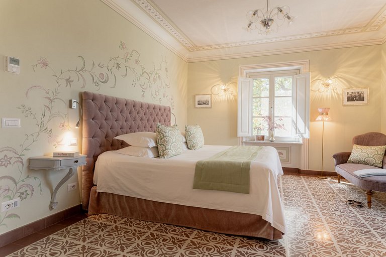 Tus022 - A beautiful 18th-century villa next to Lucca