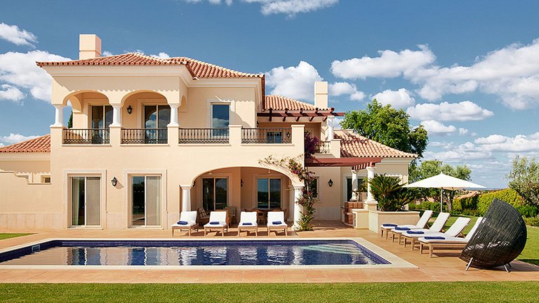 Alg027 - Villa with private pool at prestigious Resort