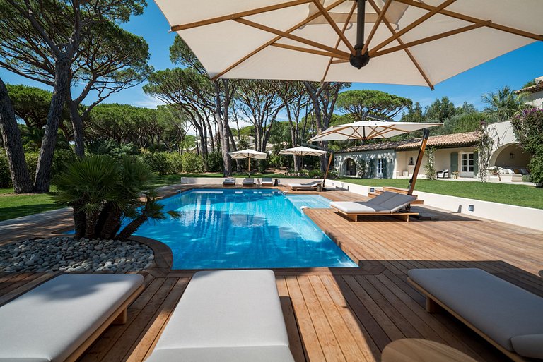 Azu021 - provencal Villa in St Tropez, French Riviera