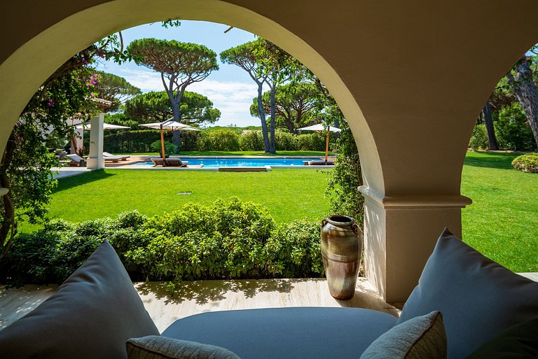 Azu021 - provencal Villa in St Tropez, French Riviera