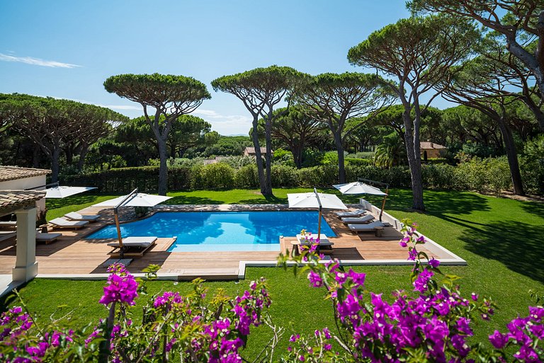 Azu021 - provencal Villa in St Tropez, French Riviera