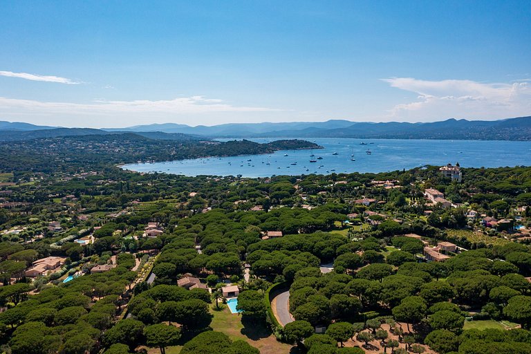 Azu021 - provencal Villa in St Tropez, French Riviera