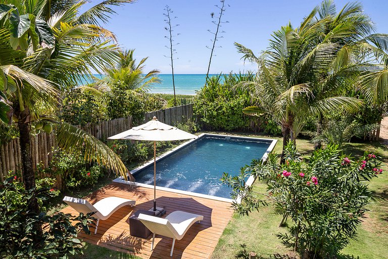 Bah068 - Front sea house with pool in Trancoso