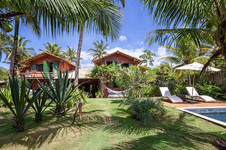 Bah068 - Front sea house with pool in Trancoso