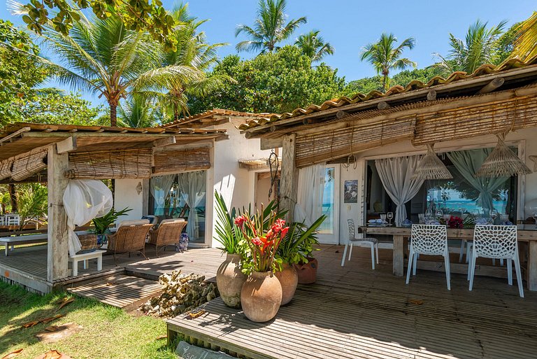 Bah235 - House on the sand at Praia do Espelho