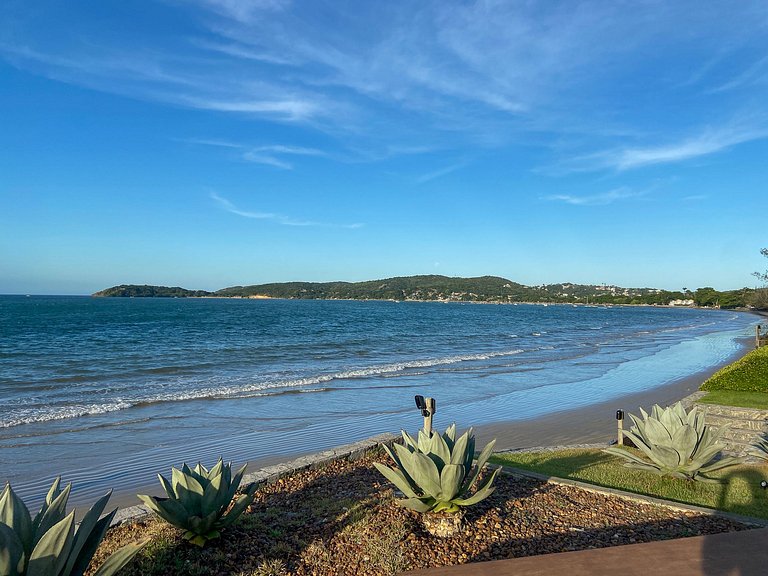 Buz026 - Luxury mansion on the seafront in Buzios