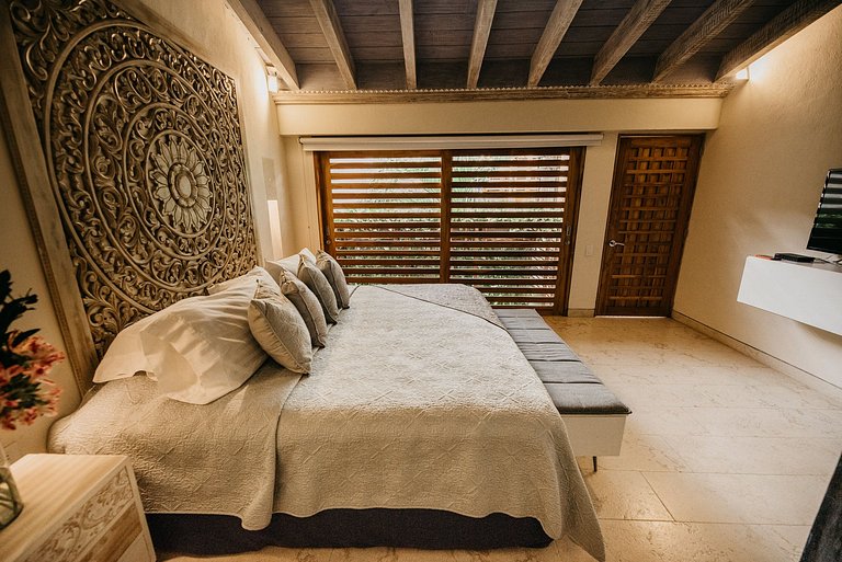 Car068 - Luxury colonial villa in the heart of Cartagena