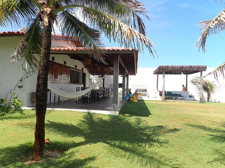 Cea064 - Sea front villa with pool in Guajiru