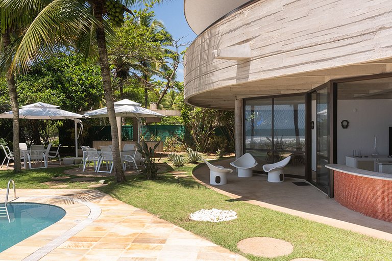 Gua001 - Beautiful villa on the sand in Guarujá