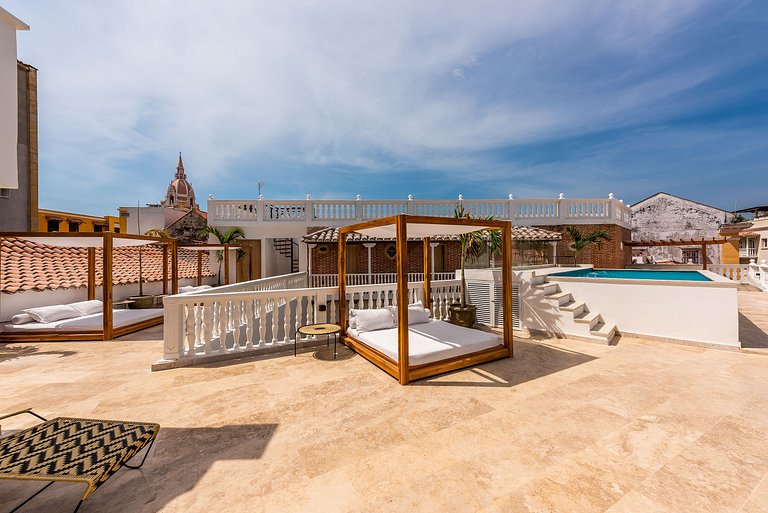 Luxurious Villa with Swimming Pool in Cartagena