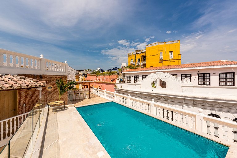 Luxurious Villa with Swimming Pool in Cartagena