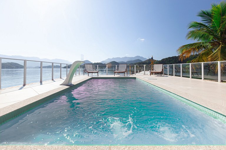 Luxury mansion, six suites, Cavaco Island, beach, Angra dos