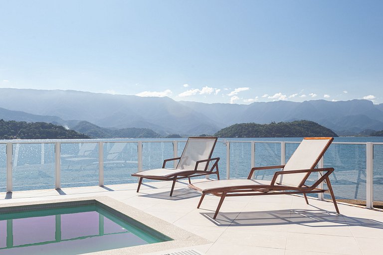 Luxury mansion, six suites, Cavaco Island, beach, Angra dos