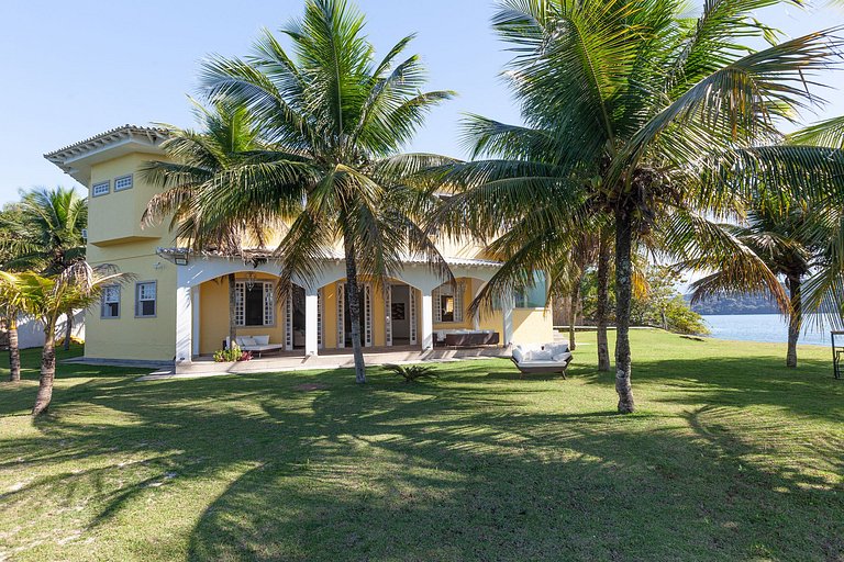 Luxury mansion, six suites, Cavaco Island, beach, Angra dos