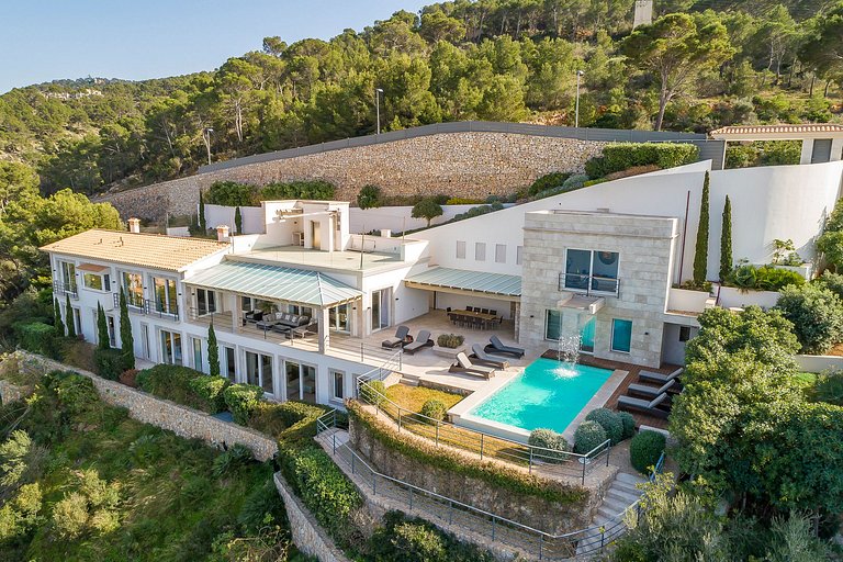 Mal008 - Luxury villa in top location, Mallorca.