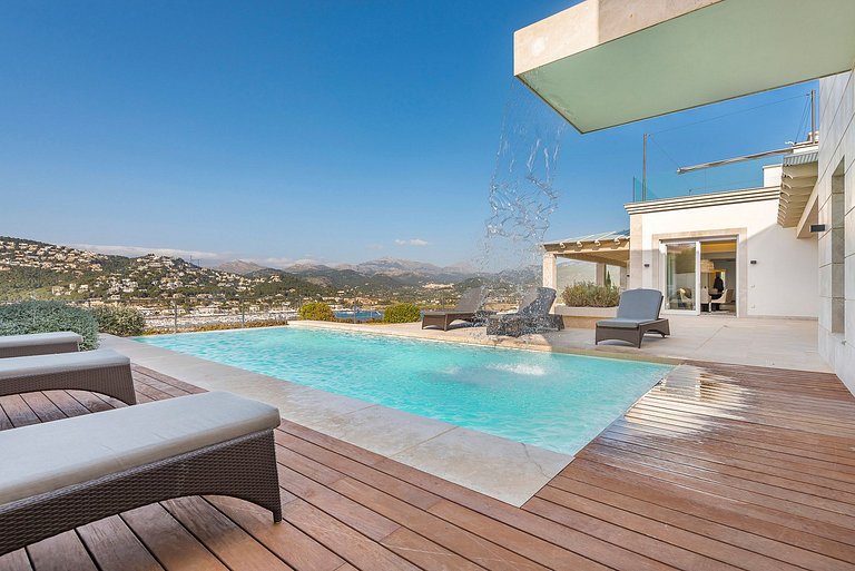 Mal008 - Luxury villa in top location, Mallorca.