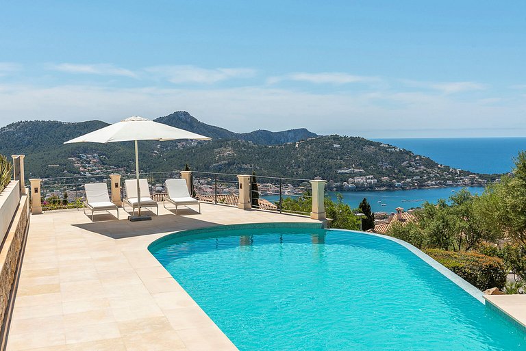 Mal009 - Villa with view over the bay, Mallorca