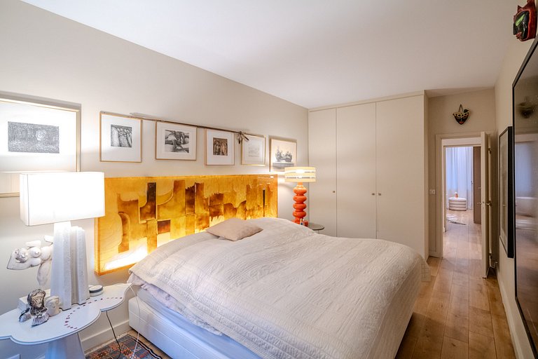 Par069 - Apartamento com jardim em Saint Germain