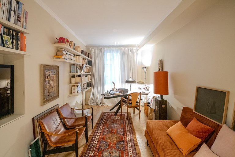 Par069 - Apartamento com jardim em Saint Germain