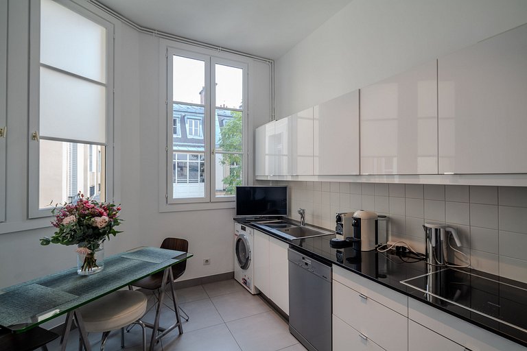 Par103 - Apartamento Deslumbrante no Coração de Paris