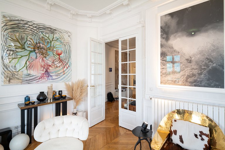 Par103 - Magnifique Appartement au Cœur de Paris