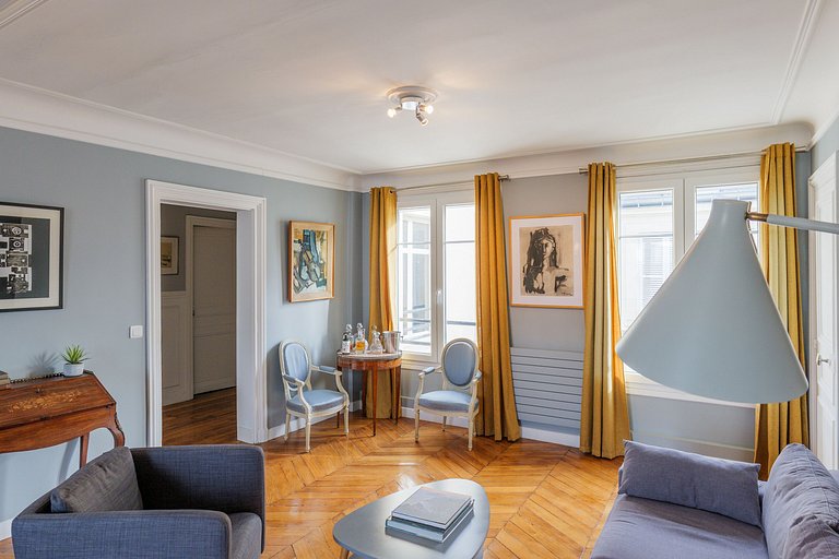 Par138 - 2 bedroom apartment in the heart of Paris