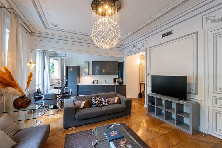 Par502 - 2 bedroom apartment by the Seine River