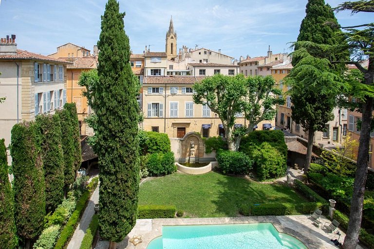 Pro004 - 230 sqm apartment in Aix en Provence