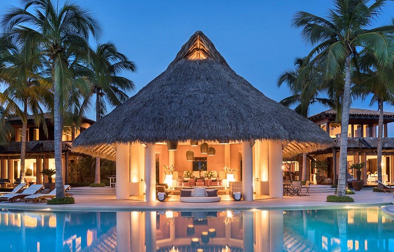 Ptm001 - Luxurious 9 bedroom waterfront villa in Punta Mita