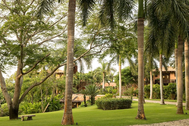 Ptm001 - Luxurious 9 bedroom waterfront villa in Punta Mita