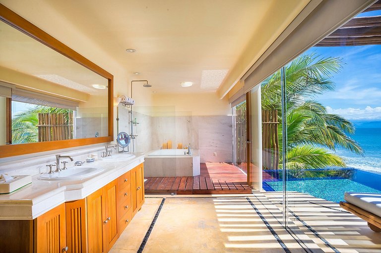 Ptm007 - Beautiful sea front villa in Punta Mita