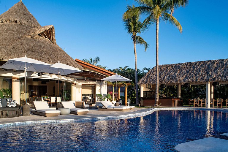 Ptm021 - Beachfront villa in Punta Mita