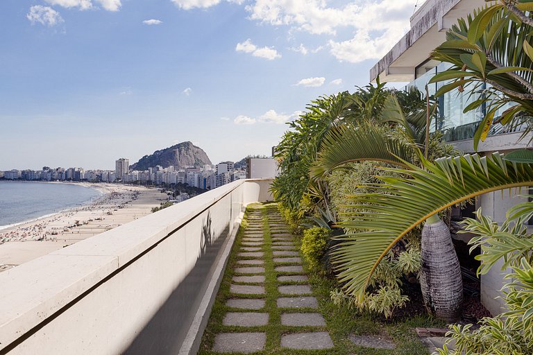 Rio001 - Breathtaking beachfront penthouse