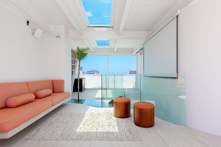 Rio004 - Exclusive Triplex Penthouse in Ipanema