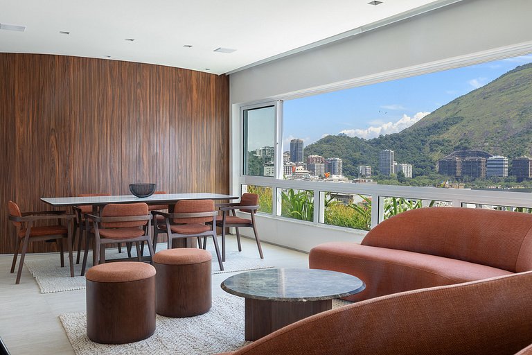 Rio004 - Exclusive Triplex Penthouse in Ipanema