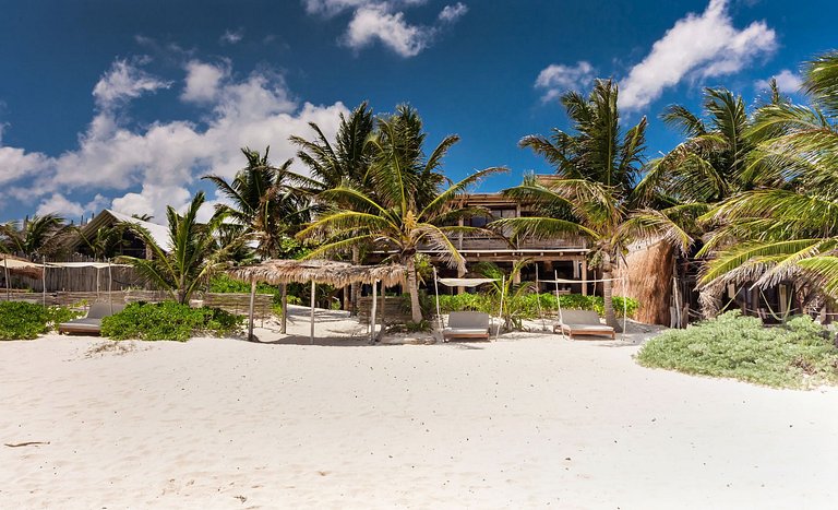 Tul026 - Fantastic sea front house in Tulum