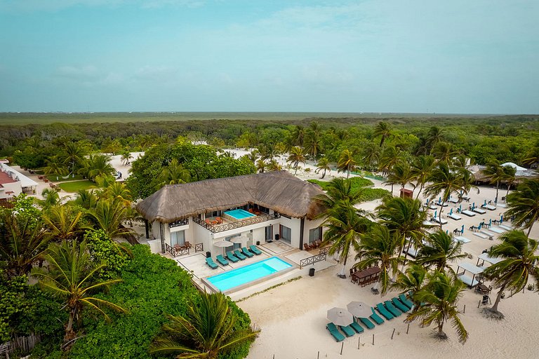 Tul027 - Gorgeous sea front villa in Tulum