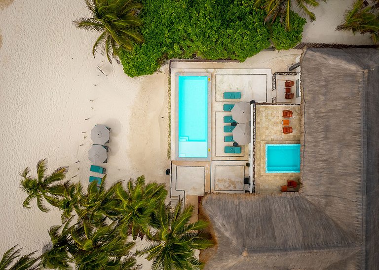 Tul027 - Gorgeous sea front villa in Tulum