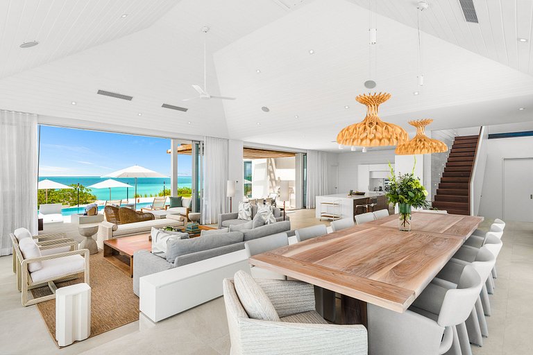 Tur002 - Dream beachfront villa in Turks and Caicos