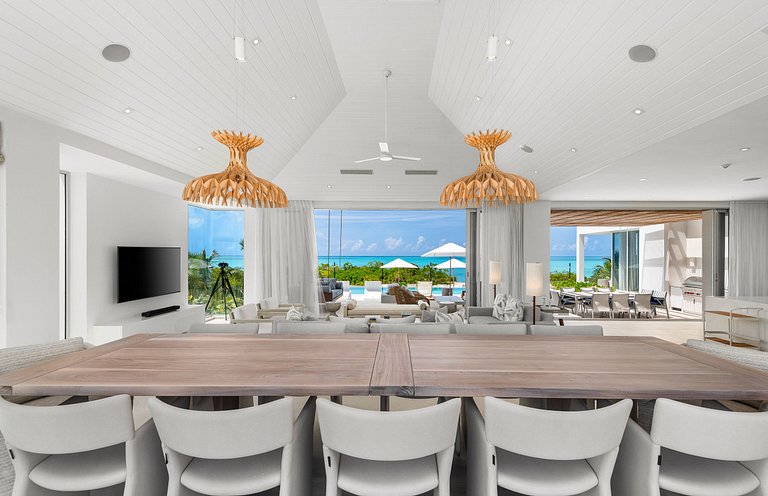 Tur002 - Dream beachfront villa in Turks and Caicos