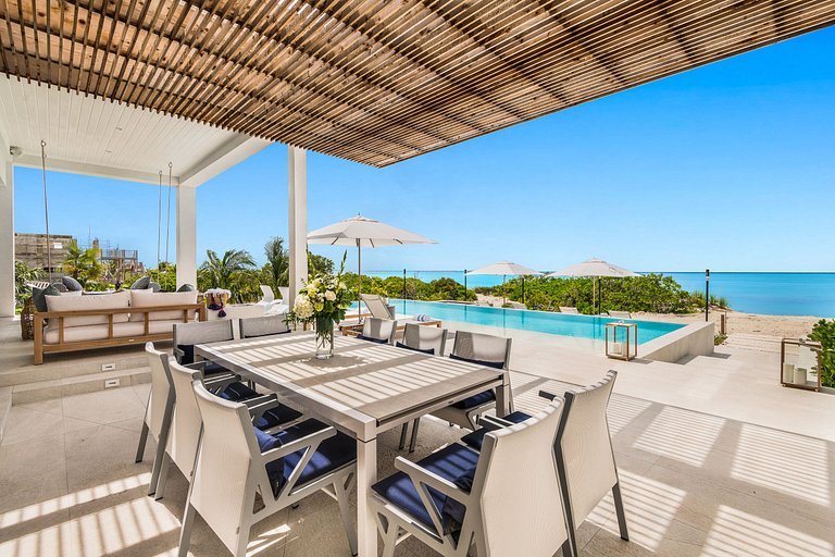 Tur002 - Dream beachfront villa in Turks and Caicos