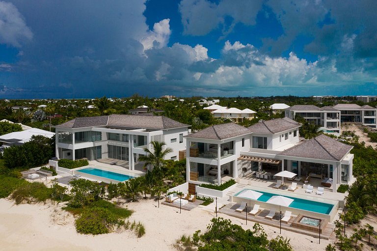 Tur002 - Dream beachfront villa in Turks and Caicos