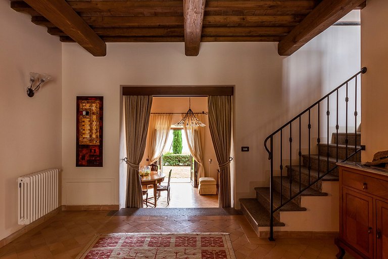 Umb004 - Superb Country Estate, Umbria